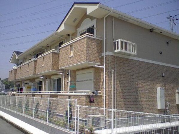 メゾン・カルム・Mの物件外観写真